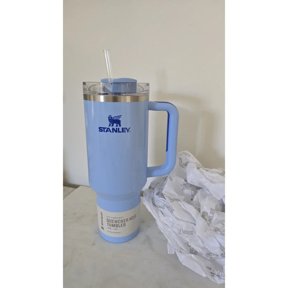 Stanley Quencher H2.0 40oz Tumbler Light Blue FlowState Handle Straw Cup NEW - Picture 1 of 3